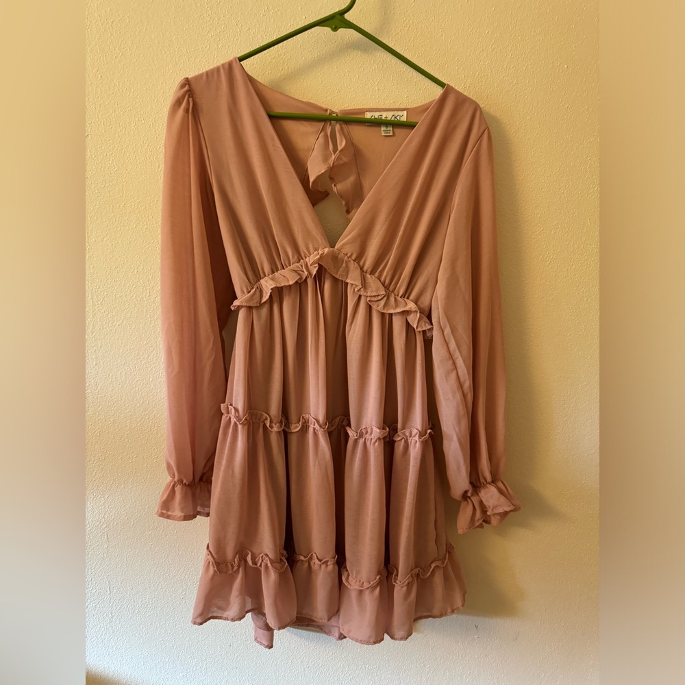Dress (s)